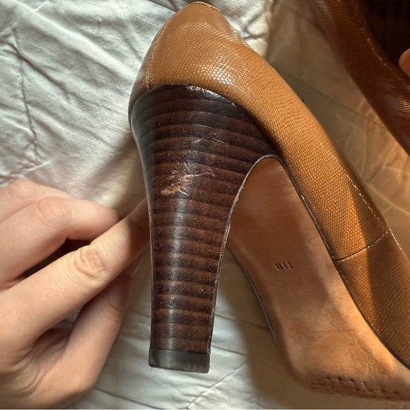 Cole Haan Women’s Brown Orange Open Toe Snake Skin Heel Pumps - Picture 8 of 9